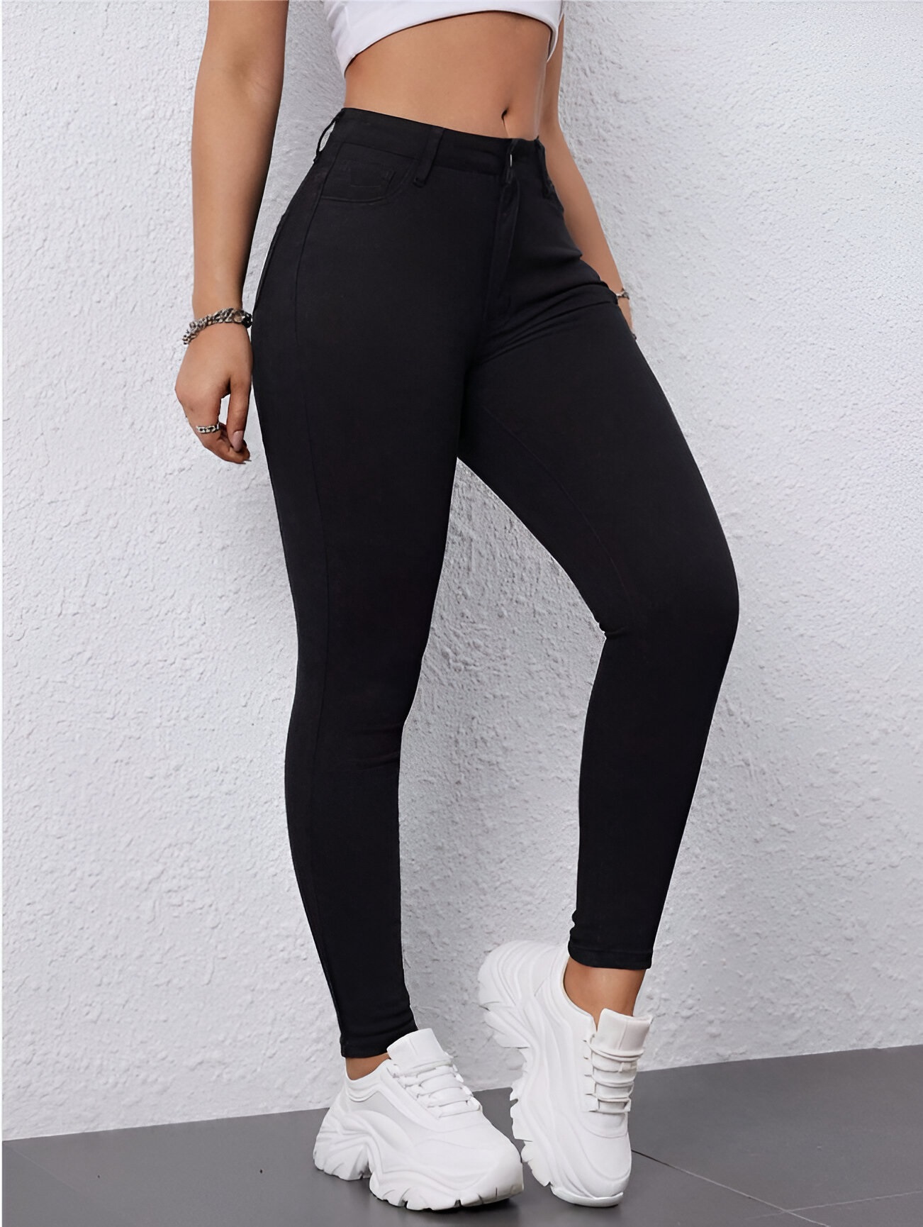AU24-BM-WOMEN-1BTN-BLACK-28229